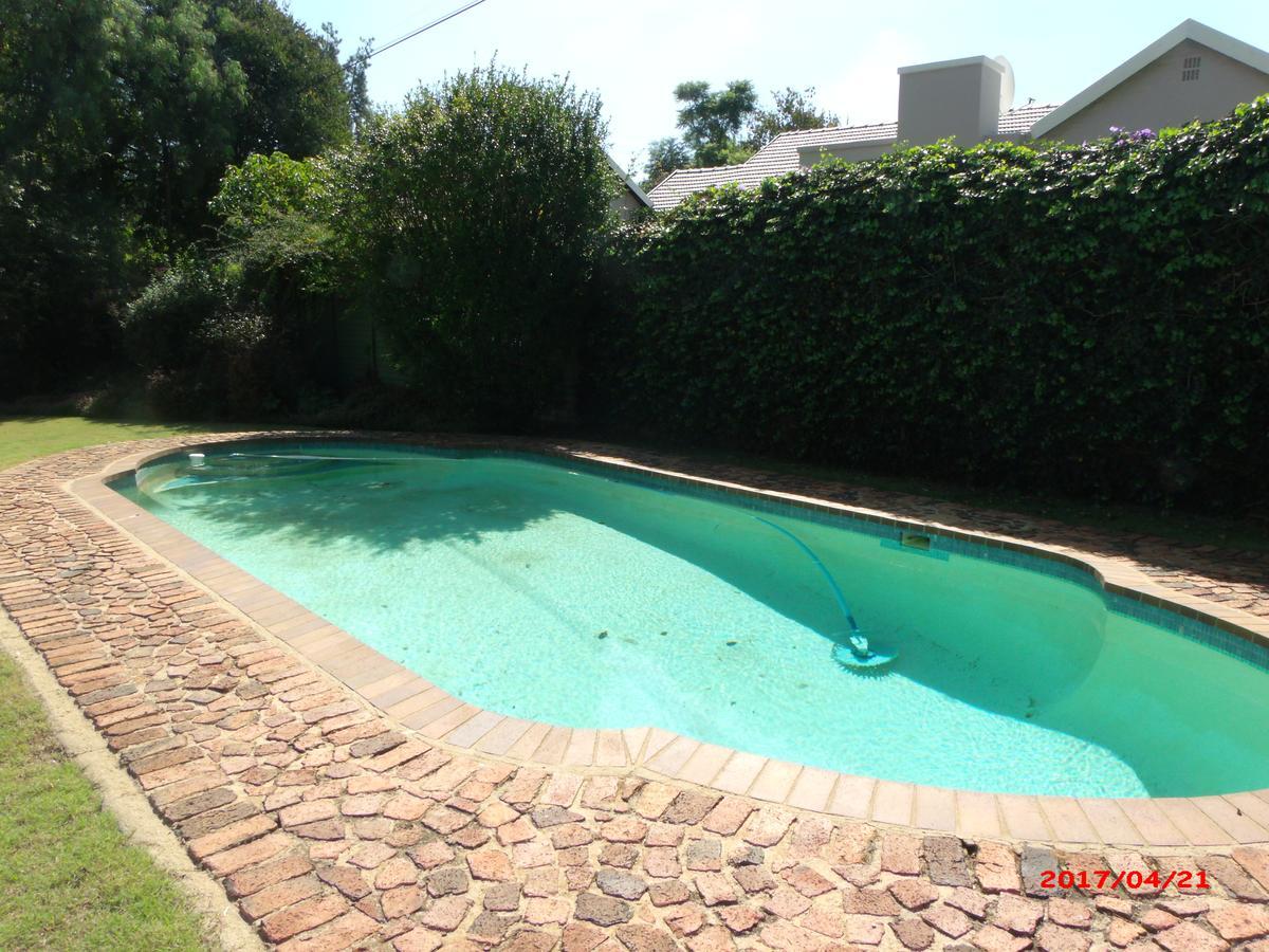 Chalet No. 2 Petunia Johannesburg Eksteriør bilde