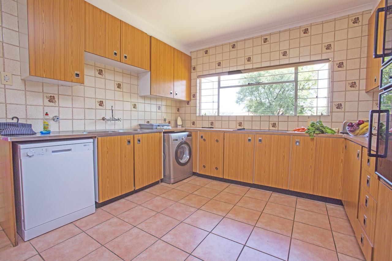 Chalet No. 2 Petunia Johannesburg Eksteriør bilde