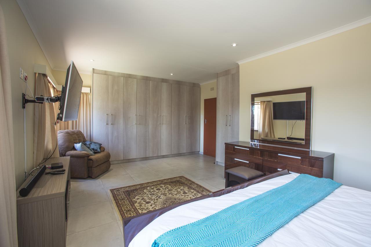 Chalet No. 2 Petunia Johannesburg Eksteriør bilde